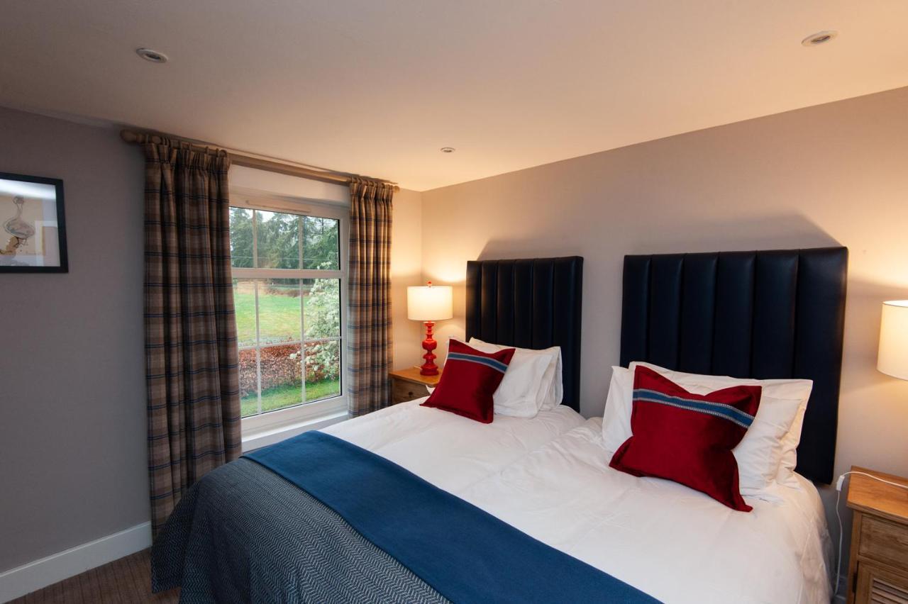 Parkside, The Loch Ness Cottage Collection Инвернесс Экстерьер фото